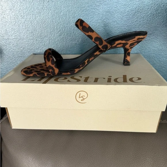 Women's Leopard Print Strappy Kitten Heel Sandals - Brown/Black Size 11 - Picture 1 of 6